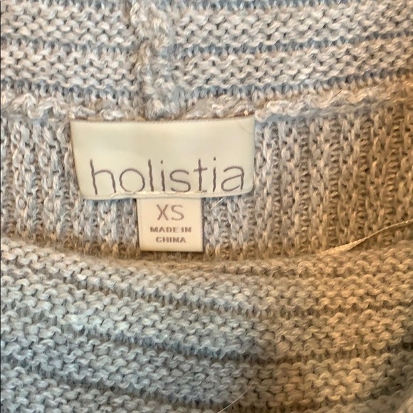 HOLISTIA GRAY SWEATER - Picture 2 of 8